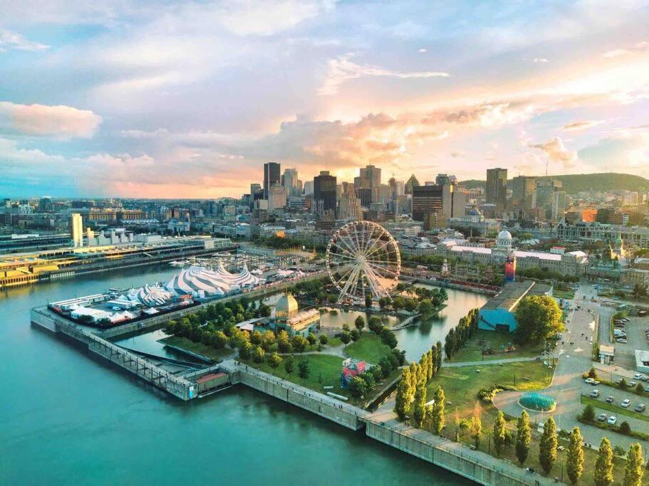 Mind Blowing City View - 2 Beds - Pool & Spa - Downtown Montréal Exteriör bild
