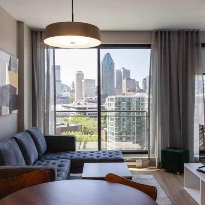 Mind Blowing City View - 2 Beds - Pool & Spa - Downtown Montréal Exteriör bild